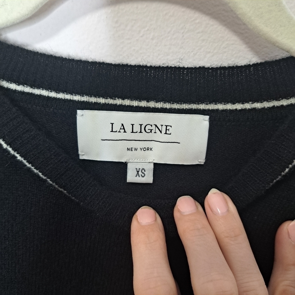 La Lignes lean lines 100% cashmere sweater black XS - Picture 4 of 5